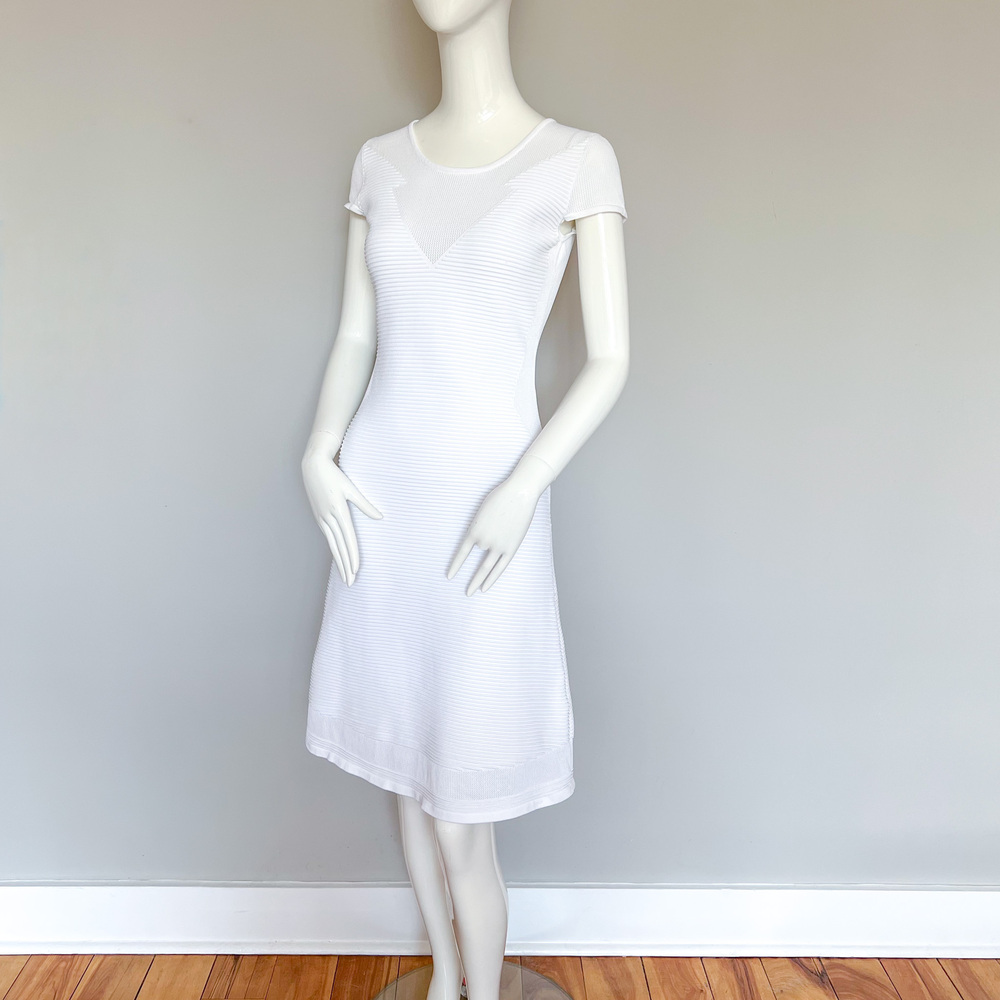 NEW LEO & UGO France White Ribbed Knit Dress 2 Short Sleeve Knee Length US4/6